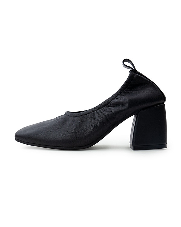 ブラックスムース 【2足で10%OFF】Soft Leather Square Pumps