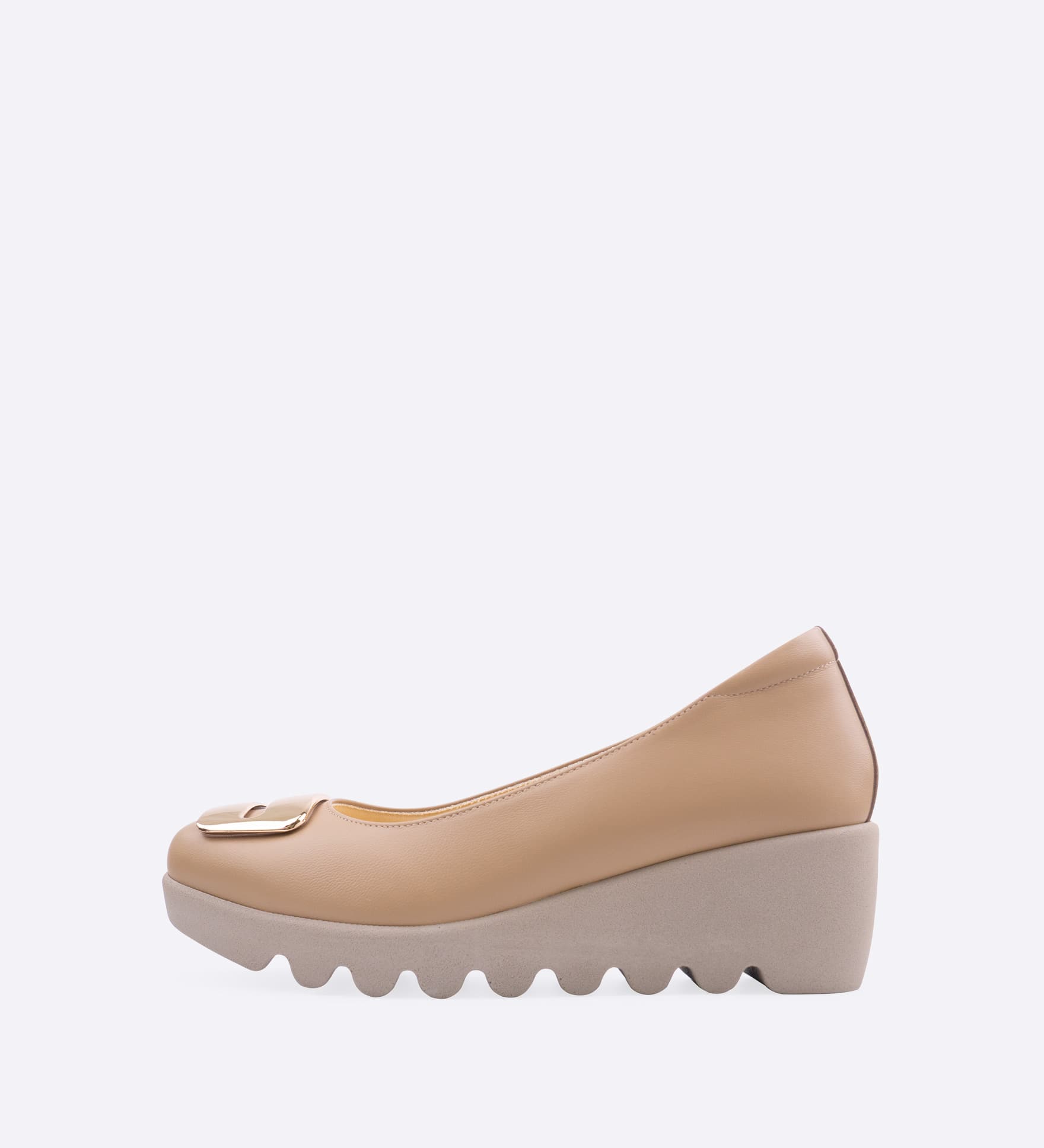 �p�g���V�A