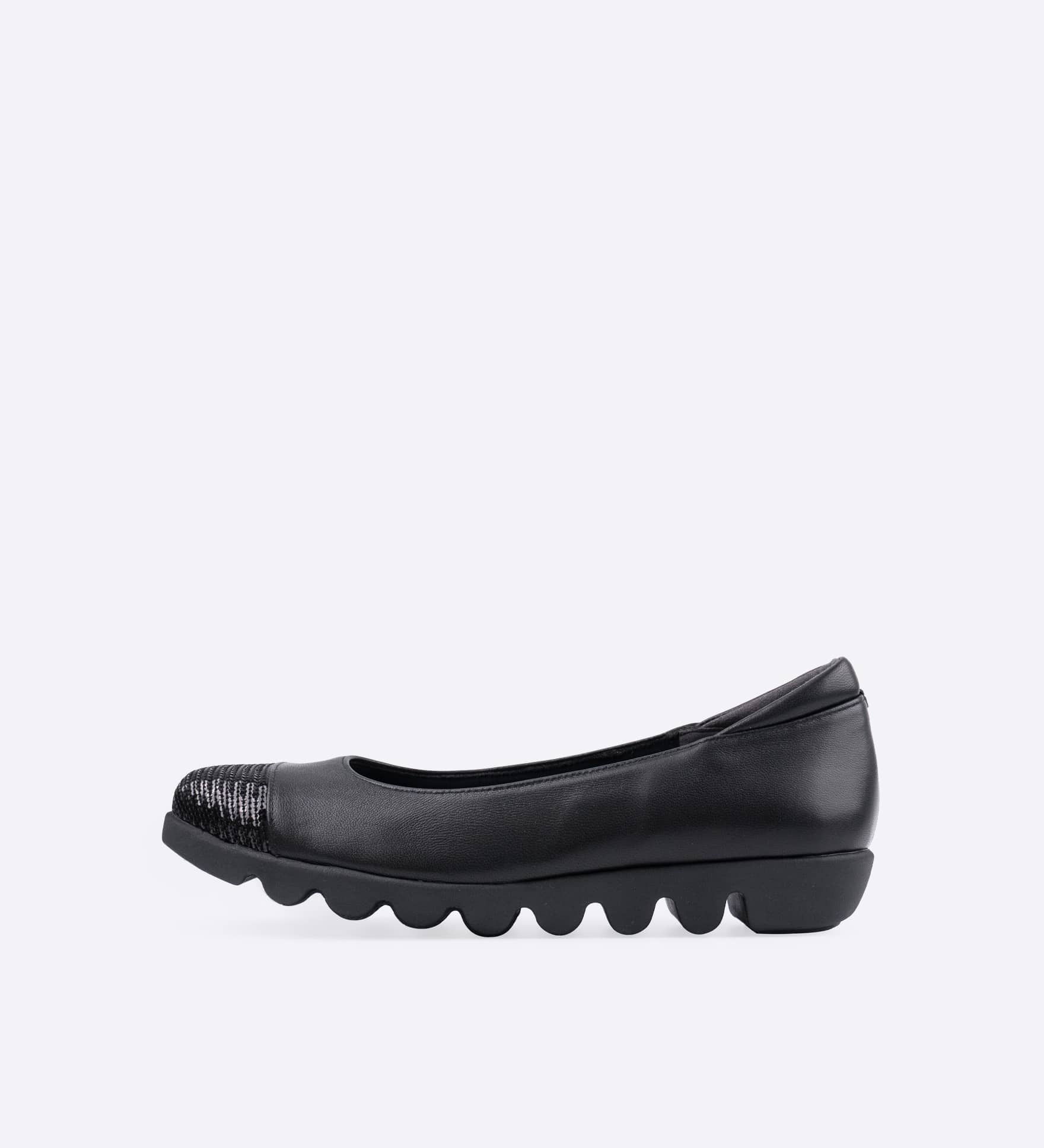 ���B�[�i�X�E�F�[�u�\�[�����b�v��