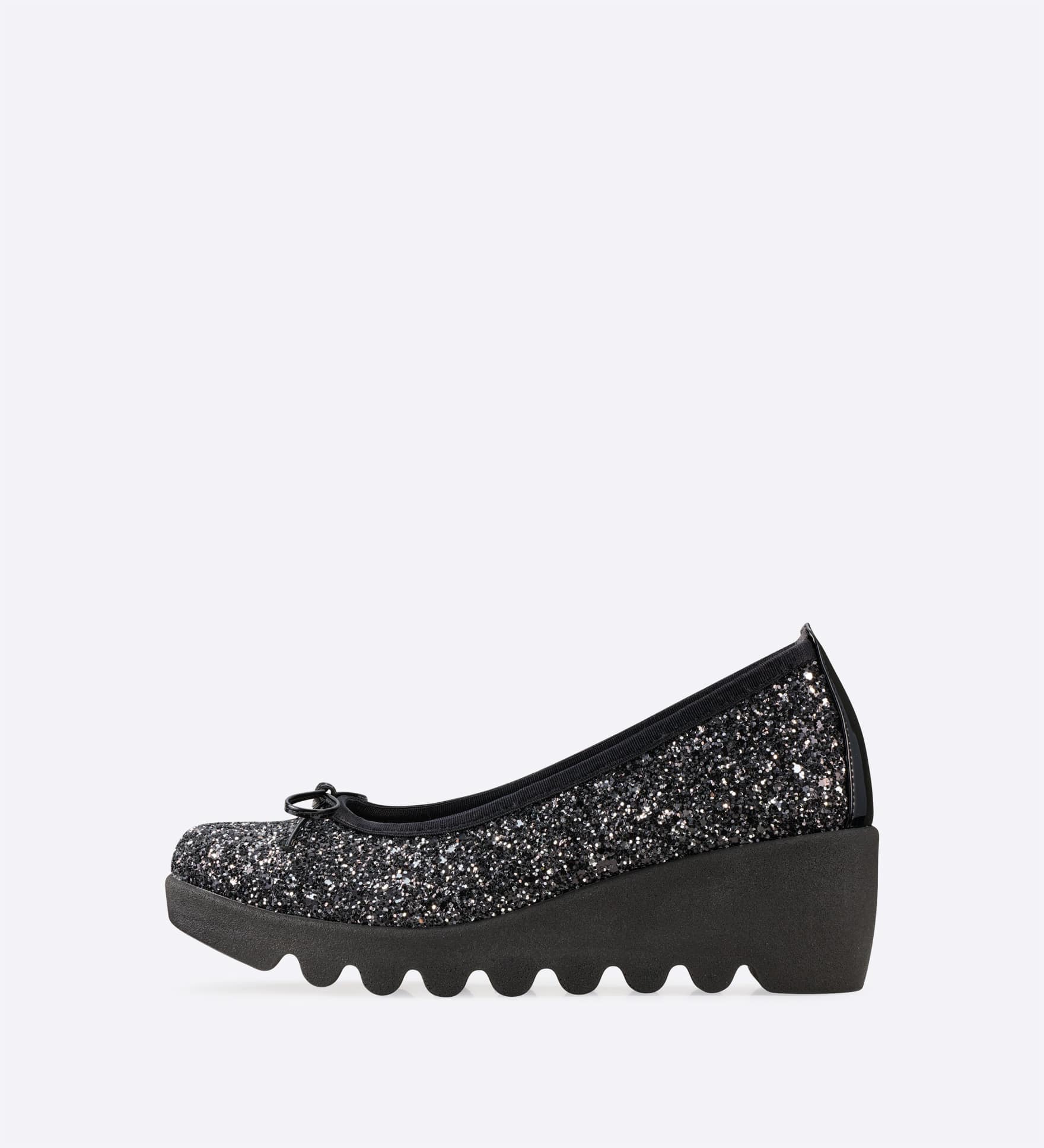 �y�i�O���b�^�[ �E�F�[�u�\�[��