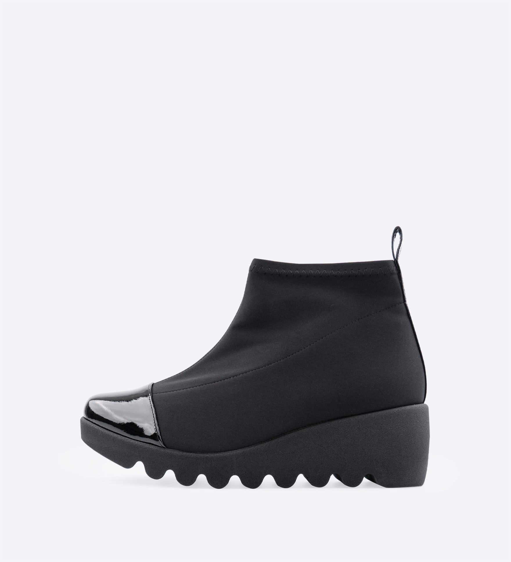 �g�D�L���b�v�X�g���b�`�u�[�e�B�[