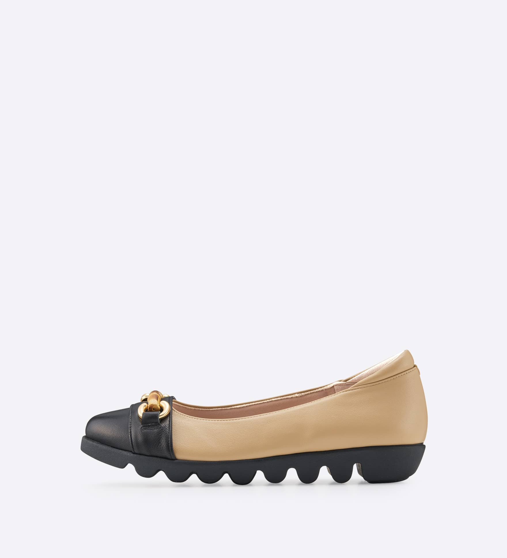 ���[���X